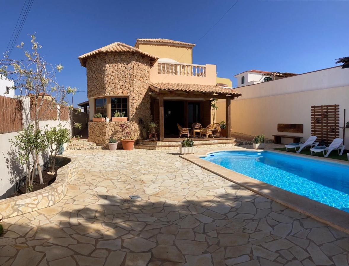 Villa Ingrid. Piscina Exterior. Las Playas 外观 照片